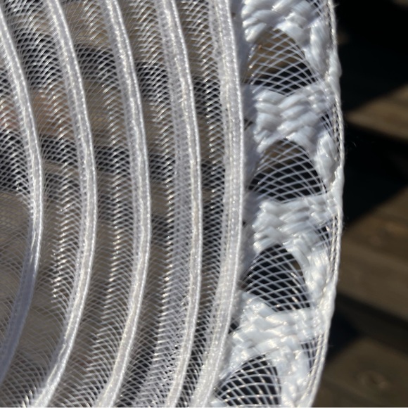 White Organza floppy hat with Ribbon - Picture 9 of 9